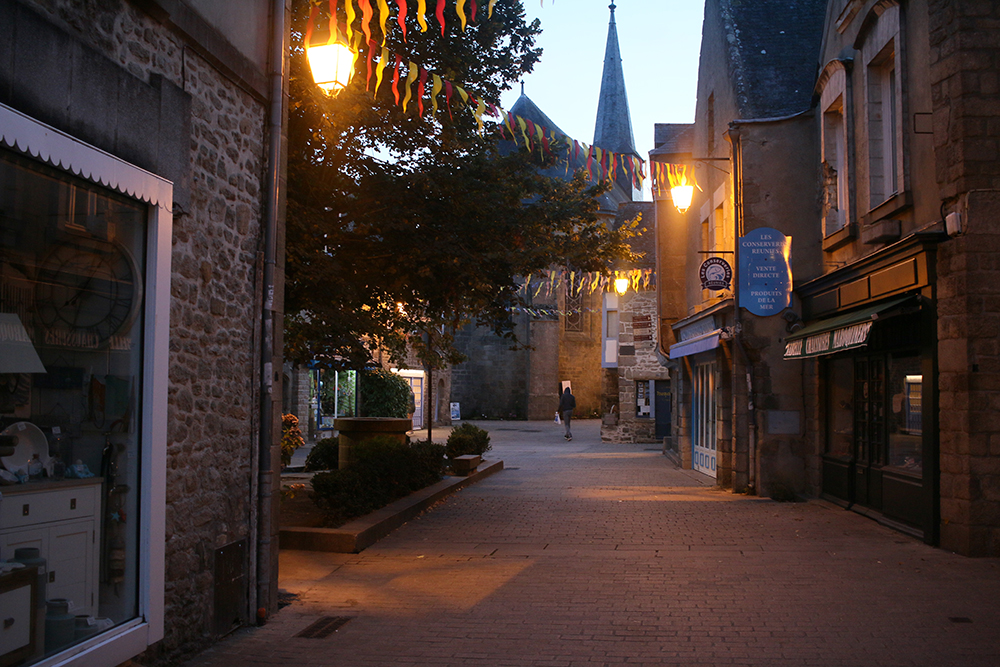 guerande by night