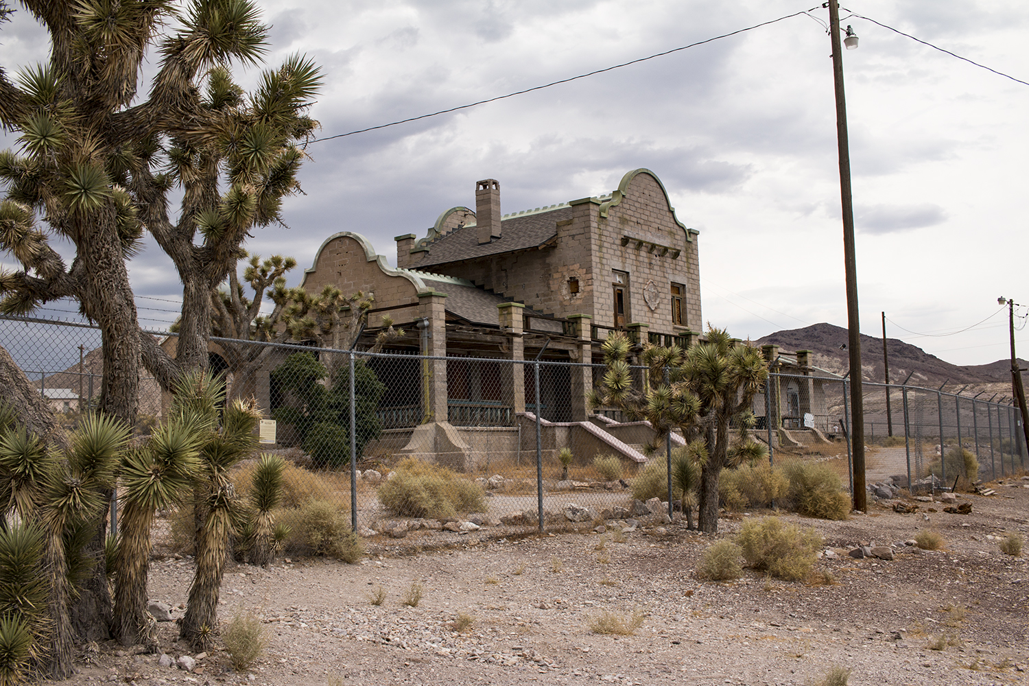 arielkatowice-rhyolite-ghost-town