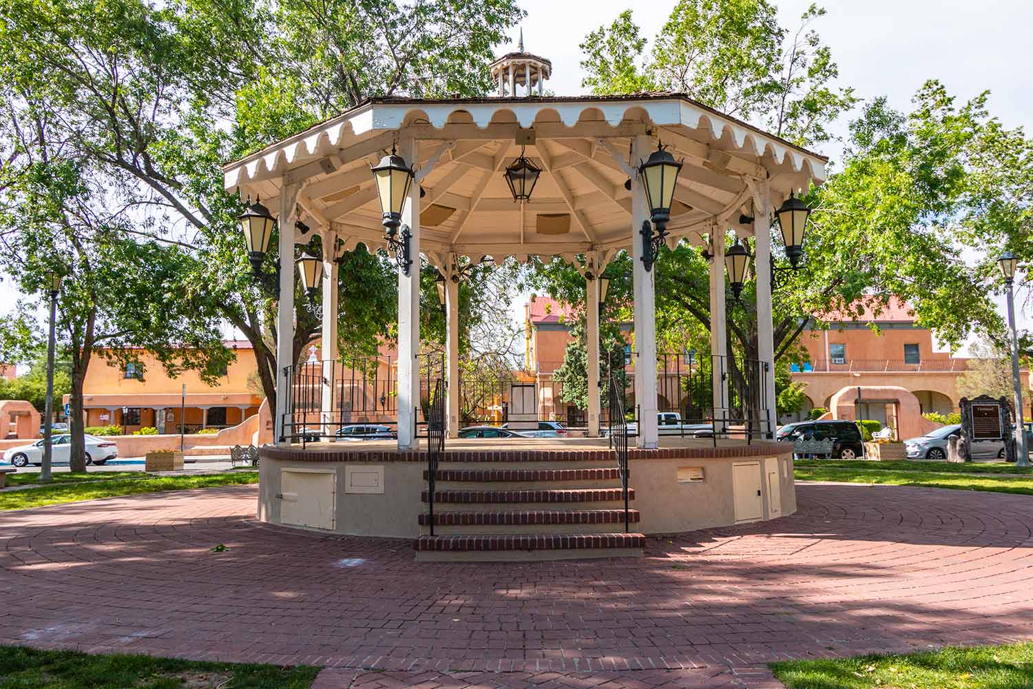 arielkatowice-albuquerque-old-town-plaza